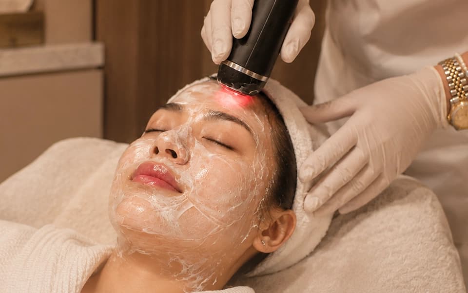 Age Defying + Hydra treatment at Nuvera